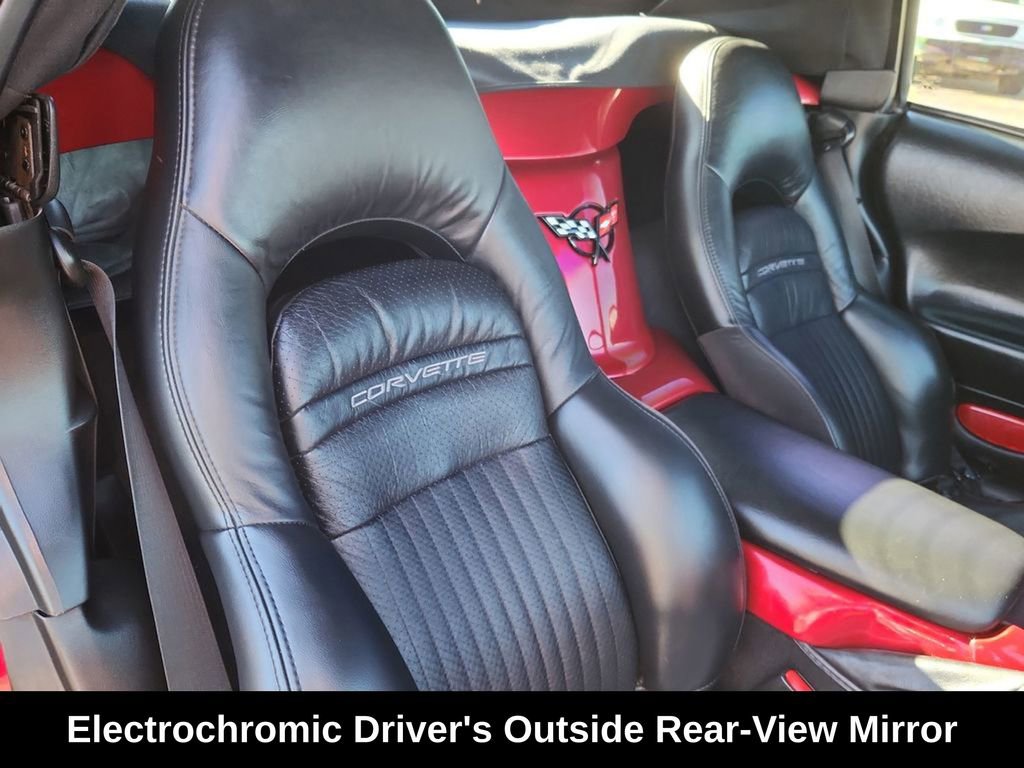 Used 2002 Chevrolet Corvette Convertible w/ Preferred Equipment Group2 image 15