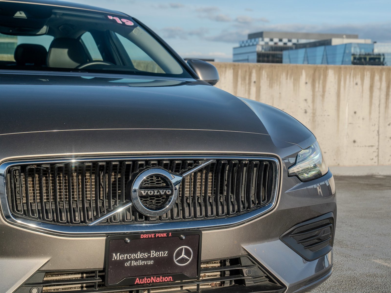 Used 2019 Volvo S60 T6 Momentum w/ Multimedia Package image 8