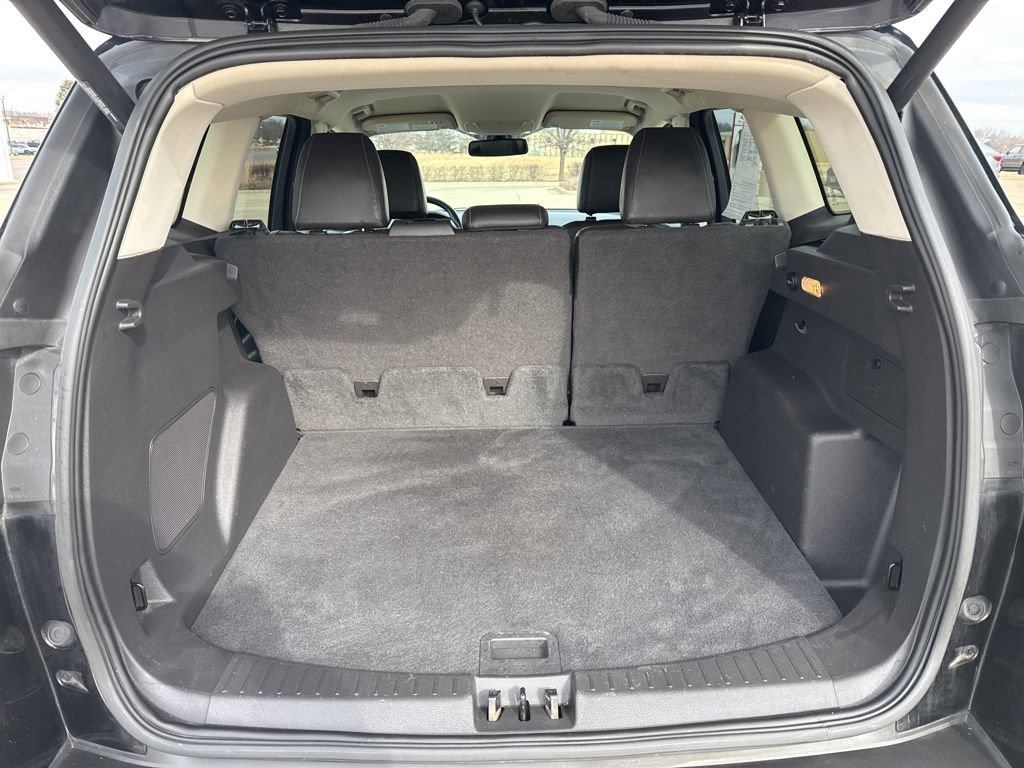 Used 2017 Ford Escape Titanium FWD image 19