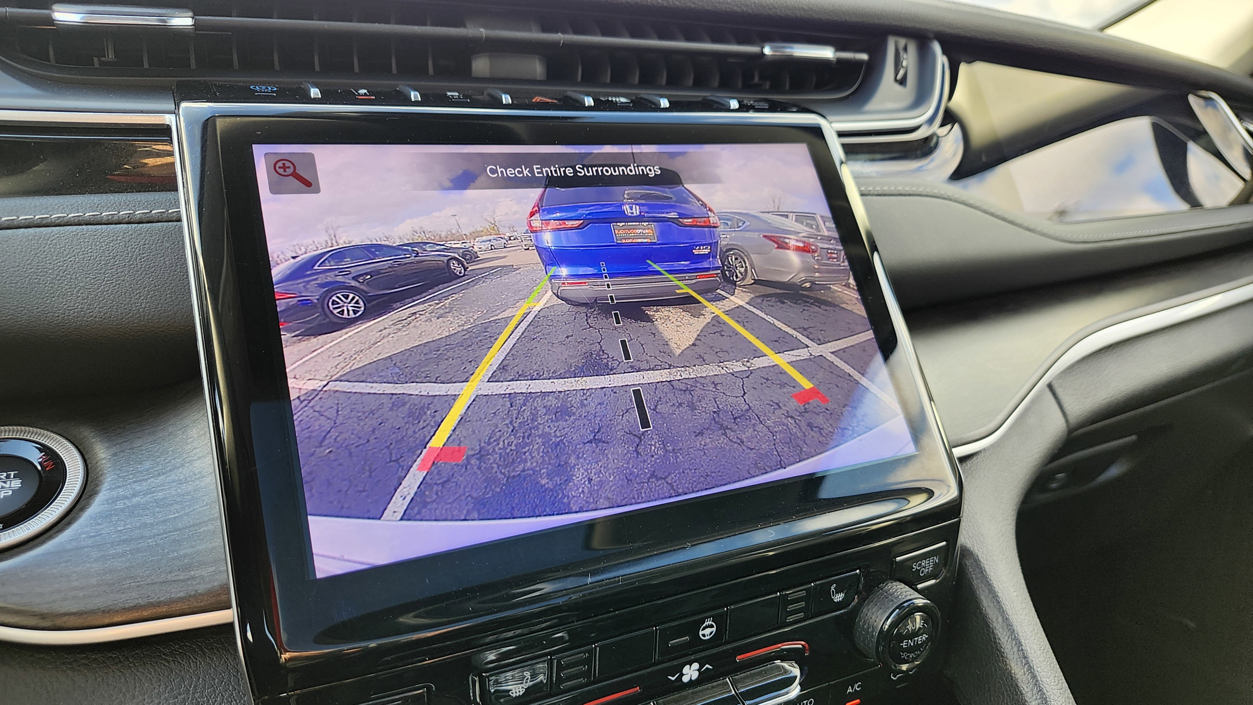 Used 2023 Jeep Grand Cherokee 4WD 4xe image 7