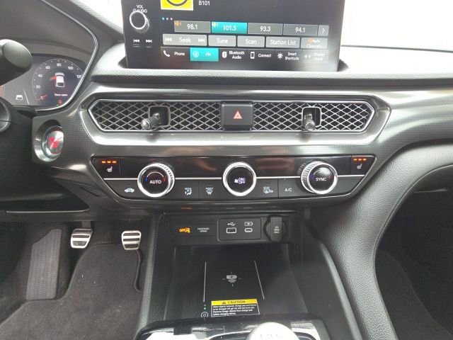 Used 2024 Acura Integra A-Spec image 17