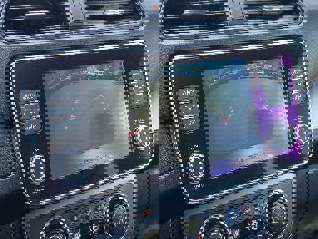 Used 2022 Nissan Leaf S FWD image 22