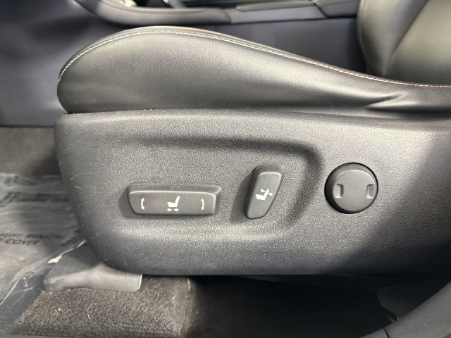 Used 2015 Lexus CT 200h FWD image 21