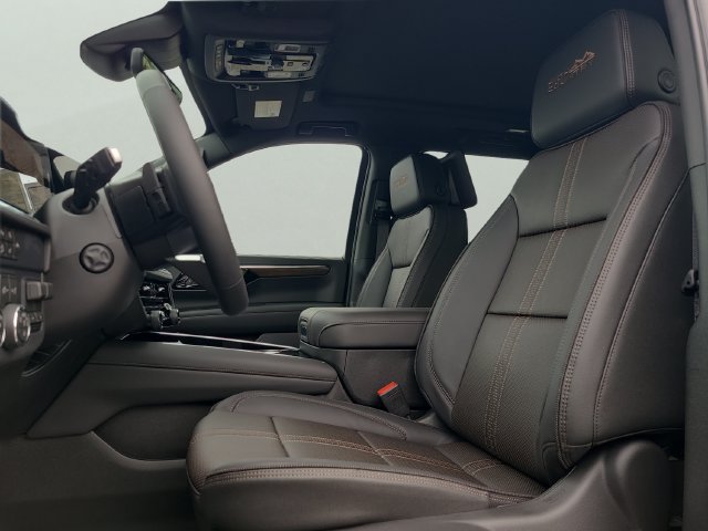 New 2026 Chevrolet Suburban High Country AWD/4WD image 29