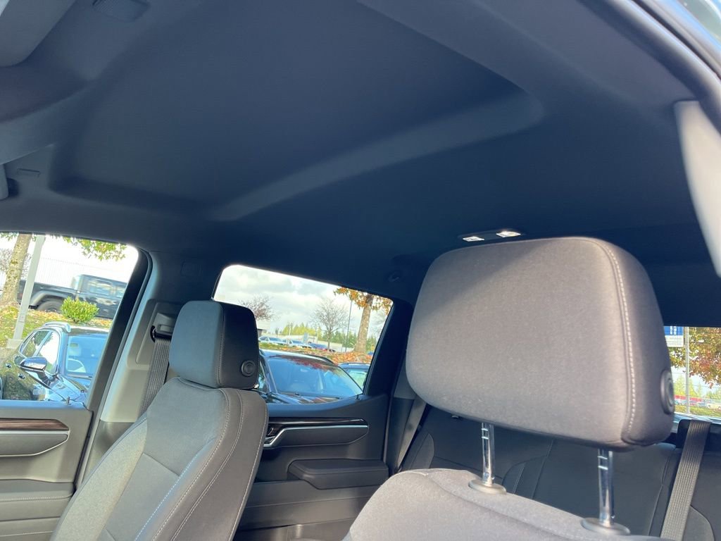 Used 2025 Chevrolet Silverado 1500 LT image 13