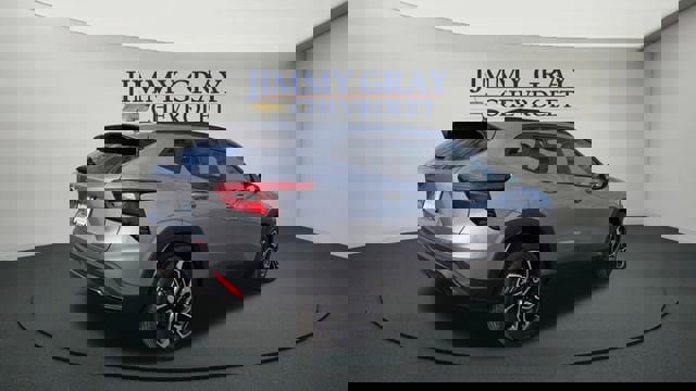 New 2026 Chevrolet Trax RS w/ Sunroof Package image 3