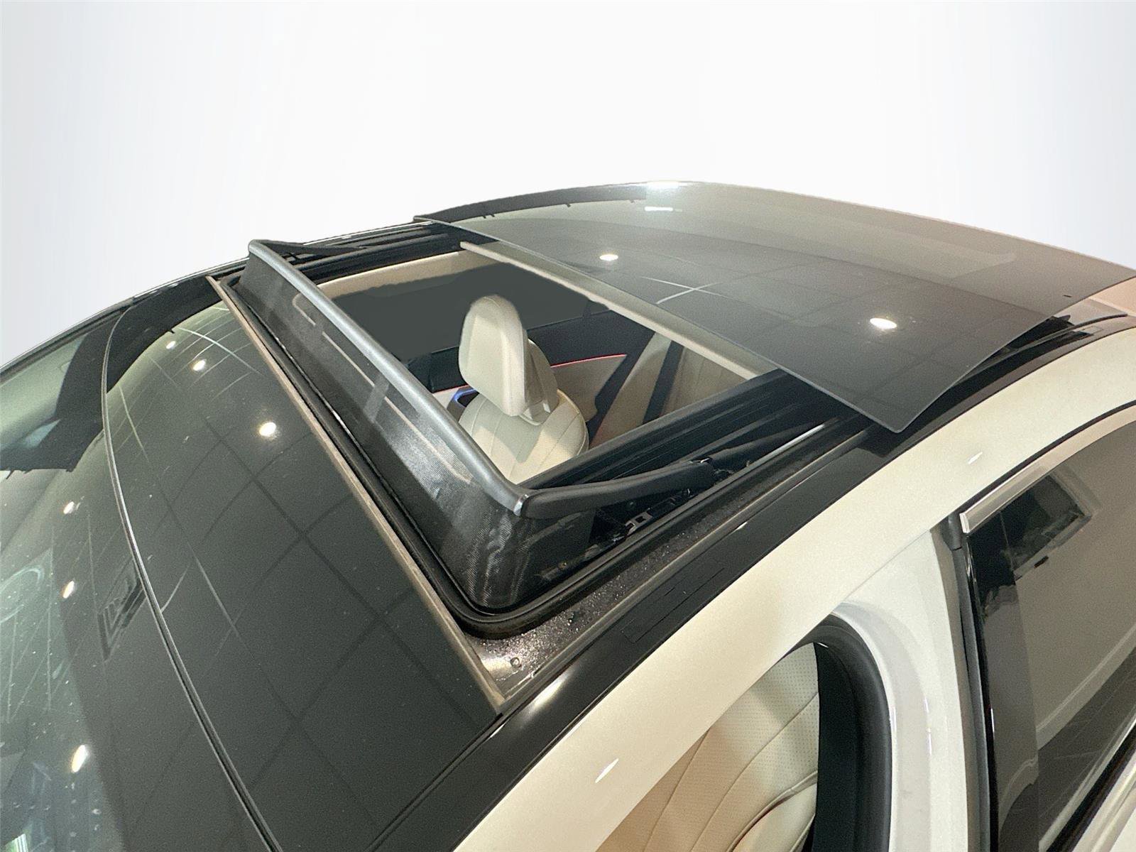 Used 2024 Mercedes-Benz E 350 4MATIC Sedan image 16
