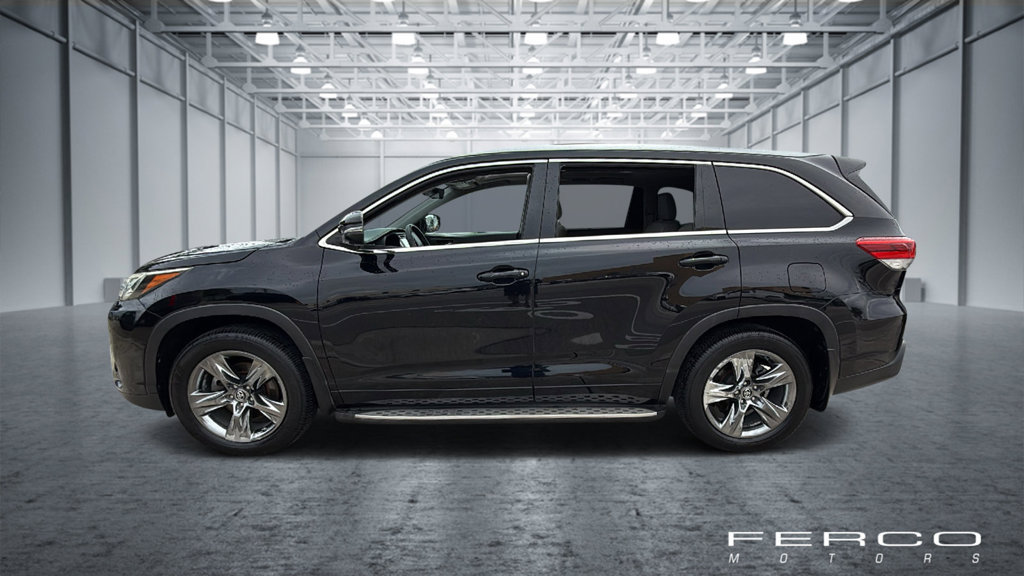 Used 2018 Toyota Highlander Limited Platinum AWD/4WD image 2
