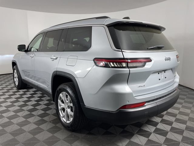 Used 2023 Jeep Grand Cherokee L Limited AWD/4WD image 8