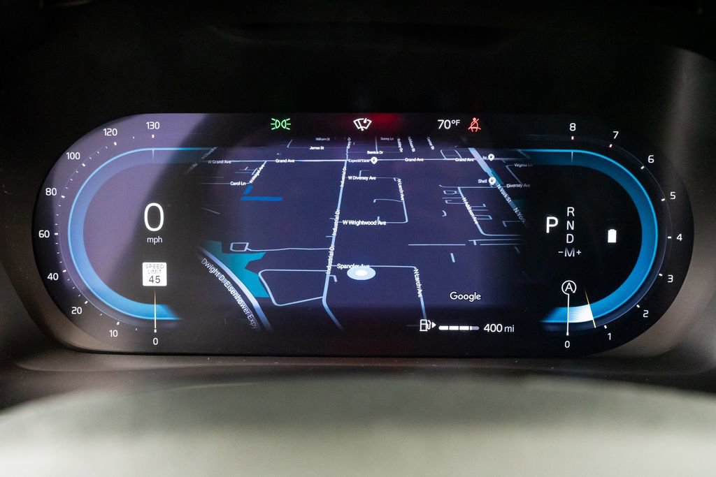 Used 2024 Volvo XC40 B5 Plus w/ Climate Package image 14