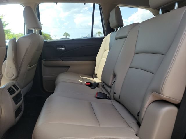 Used 2022 Honda Pilot Special Edition image 16