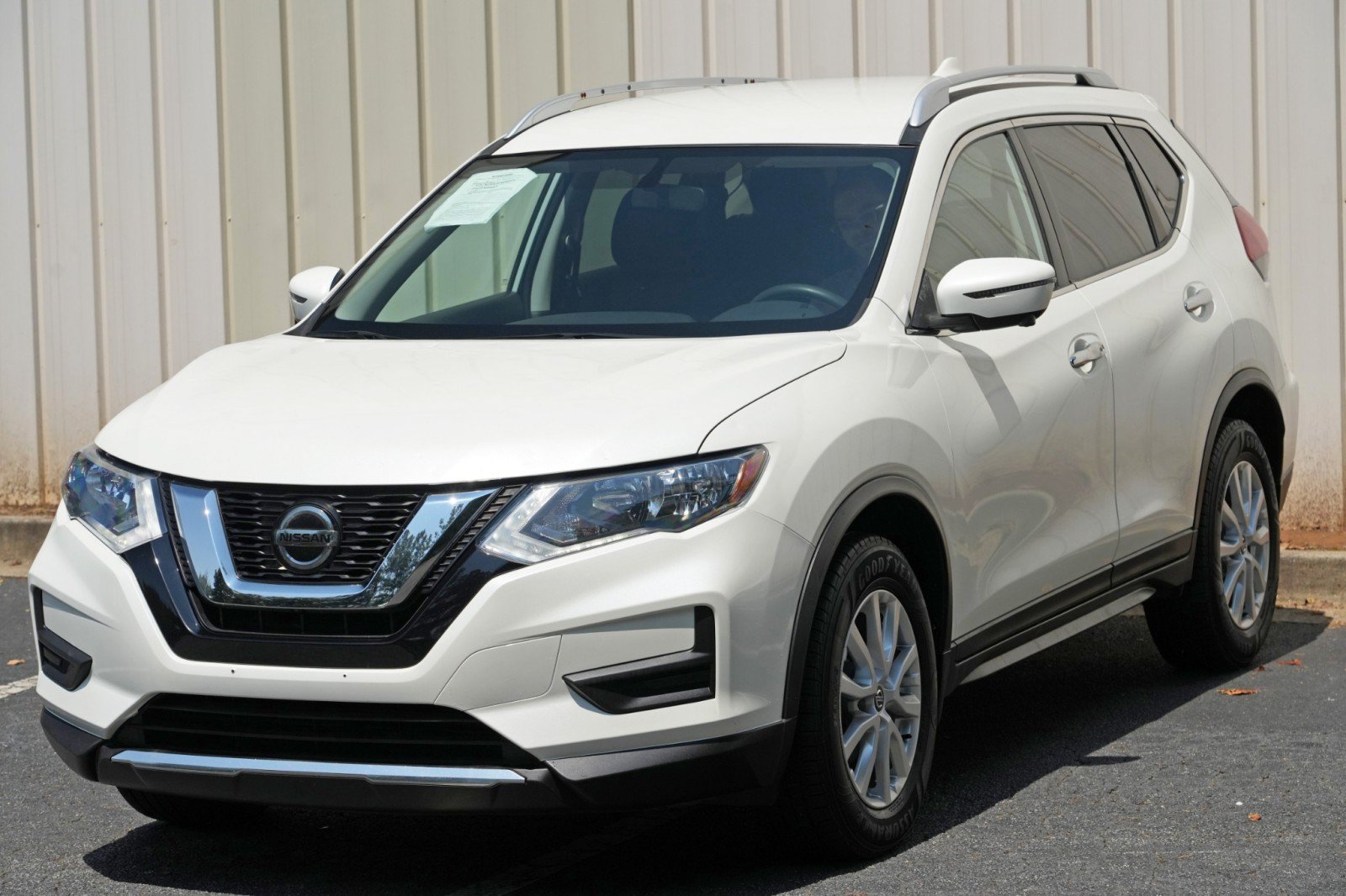Used 2018 Nissan Rogue SV w/ Premium Package AWD/4WD image 44
