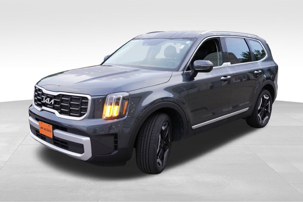 Certified 2024 Kia Telluride S AWD/4WD image 11