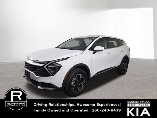 Certified 2025 Kia Sportage LX image 1