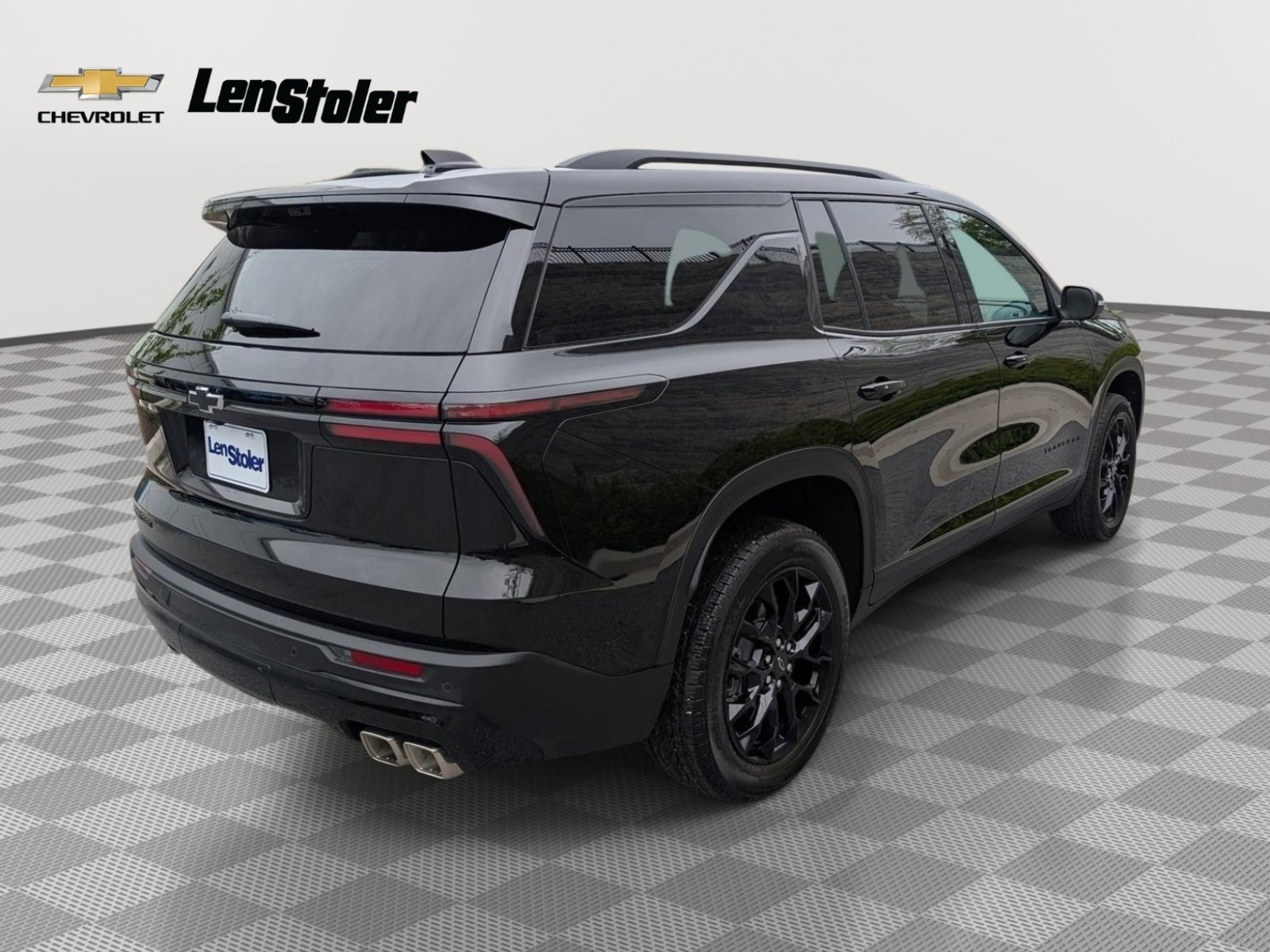Used 2026 Chevrolet Traverse LT w/ Midnight/Sport Edition FWD image 5
