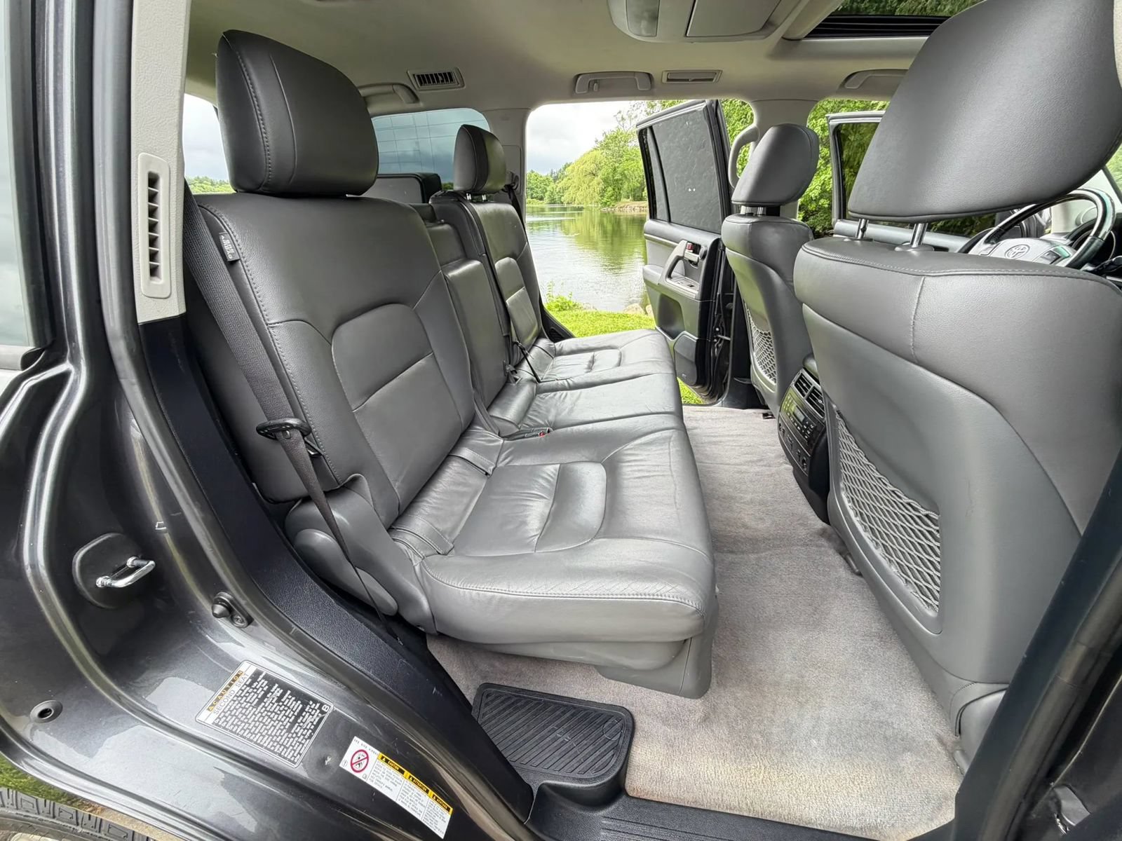 Used 2011 Toyota Land Cruiser w/ Upgrade Pkg AWD/4WD image 58