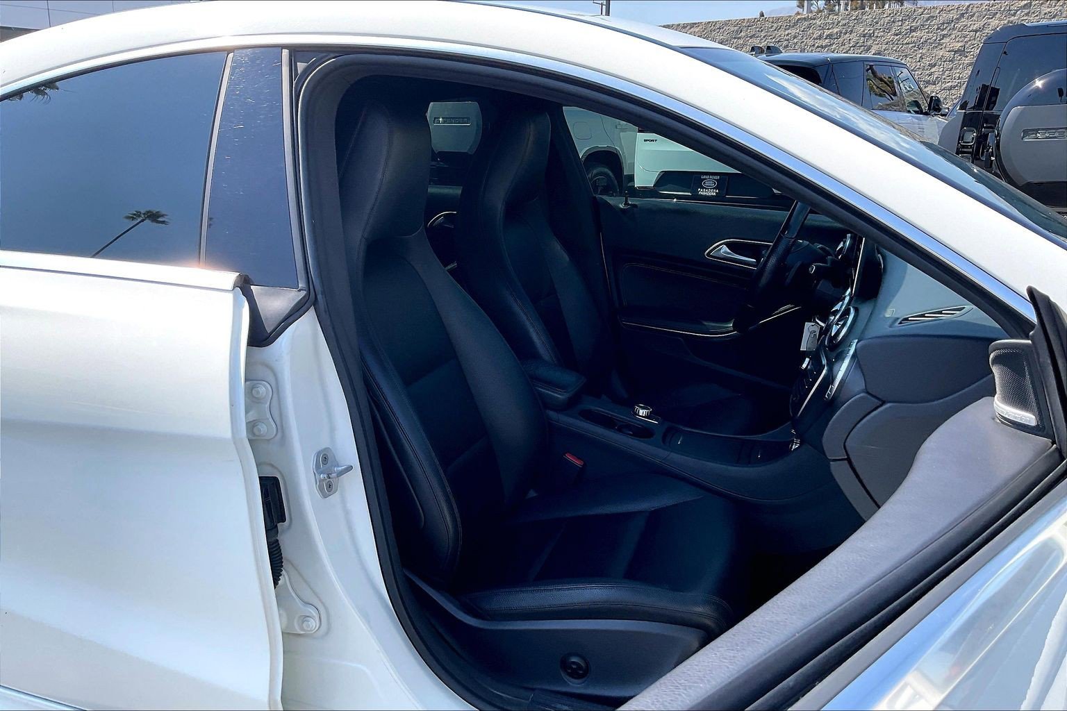Used 2015 Mercedes-Benz CLA 250 image 7