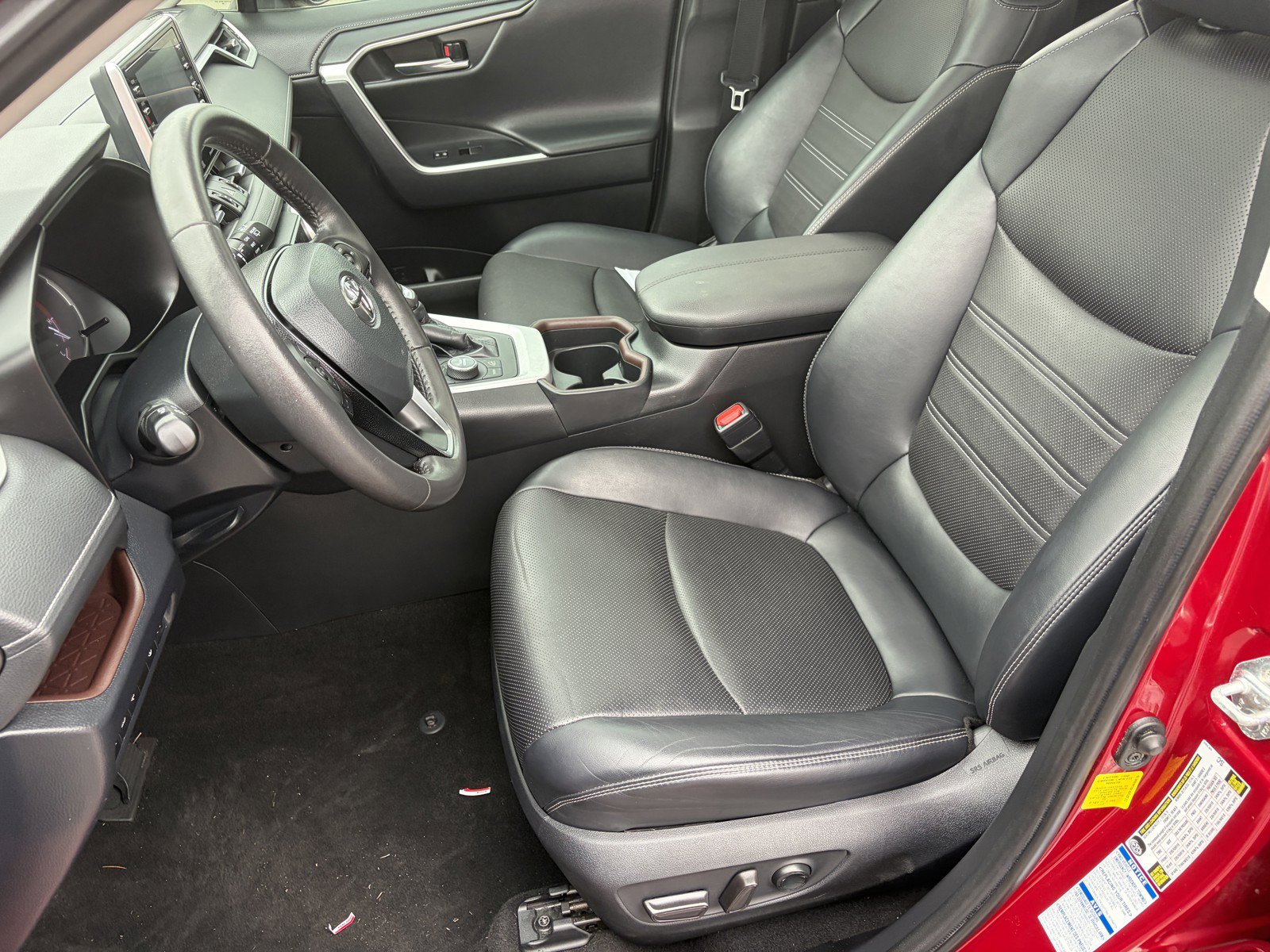Used 2020 Toyota RAV4 Limited w/ Limited Grade Weather Package AWD/4WD image 11
