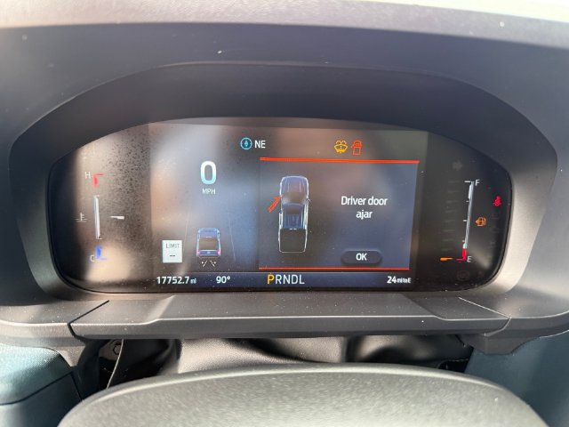 Used 2025 Ford Maverick Lariat w/ 4K Tow Package AWD/4WD image 18