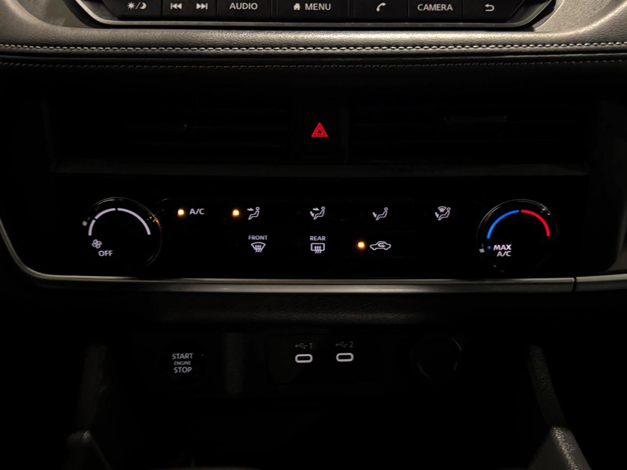 Used 2025 Nissan Rogue S AWD/4WD image 25