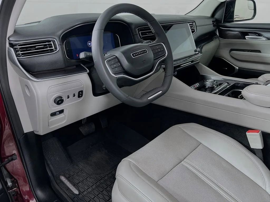 Used 2024 Jeep Wagoneer 2WD w/ Premium Group I image 10