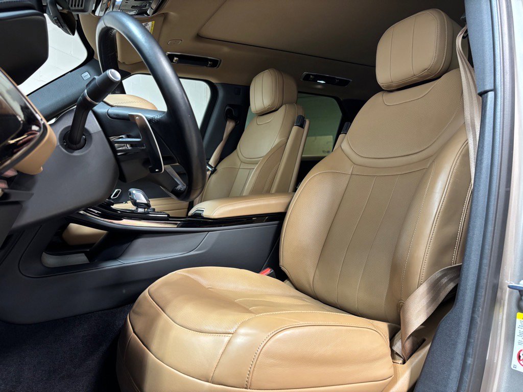 Used 2023 Land Rover Range Rover Sport SE image 21