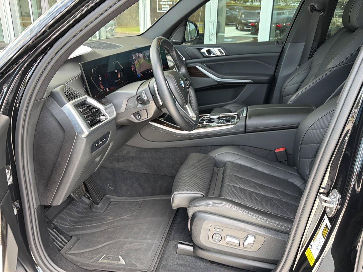 Certified 2024 BMW X5 sDrive40i w/ Premium Package RWD image 10