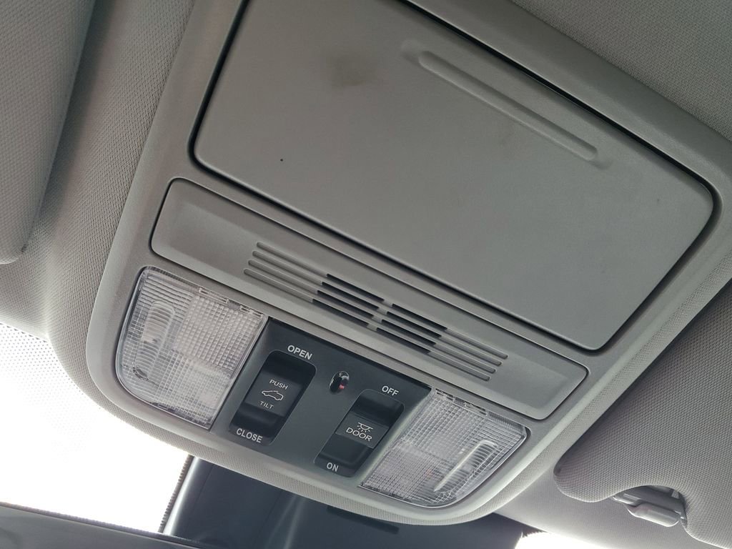 Used 2022 Honda Pilot Black Edition image 31