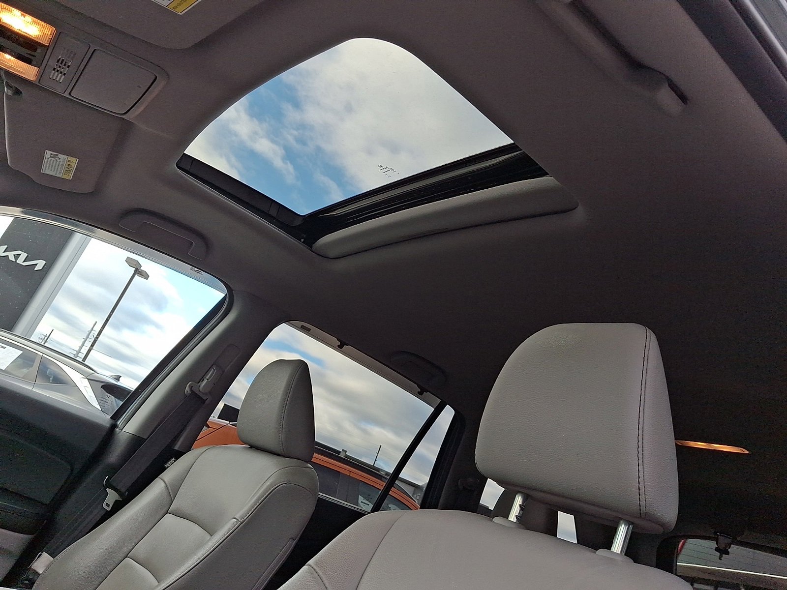 Used 2022 Honda Pilot EX-L image 15