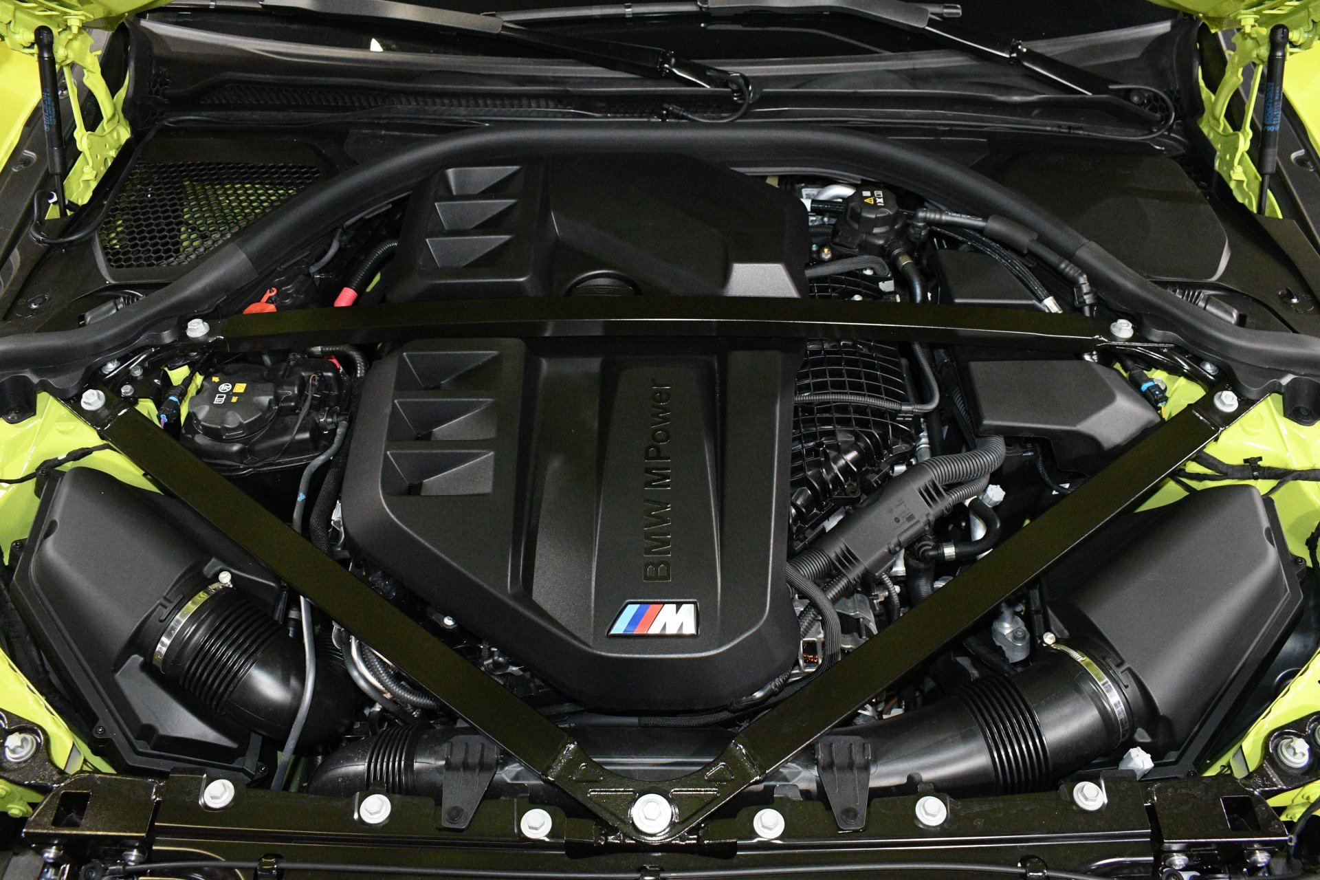 Used 2025 BMW M2 w/ Lighting Package RWD image 93