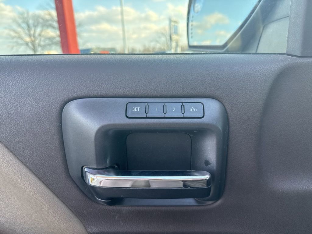 Used 2015 Chevrolet Silverado 2500 LTZ w/ Duramax Plus Package AWD/4WD image 11