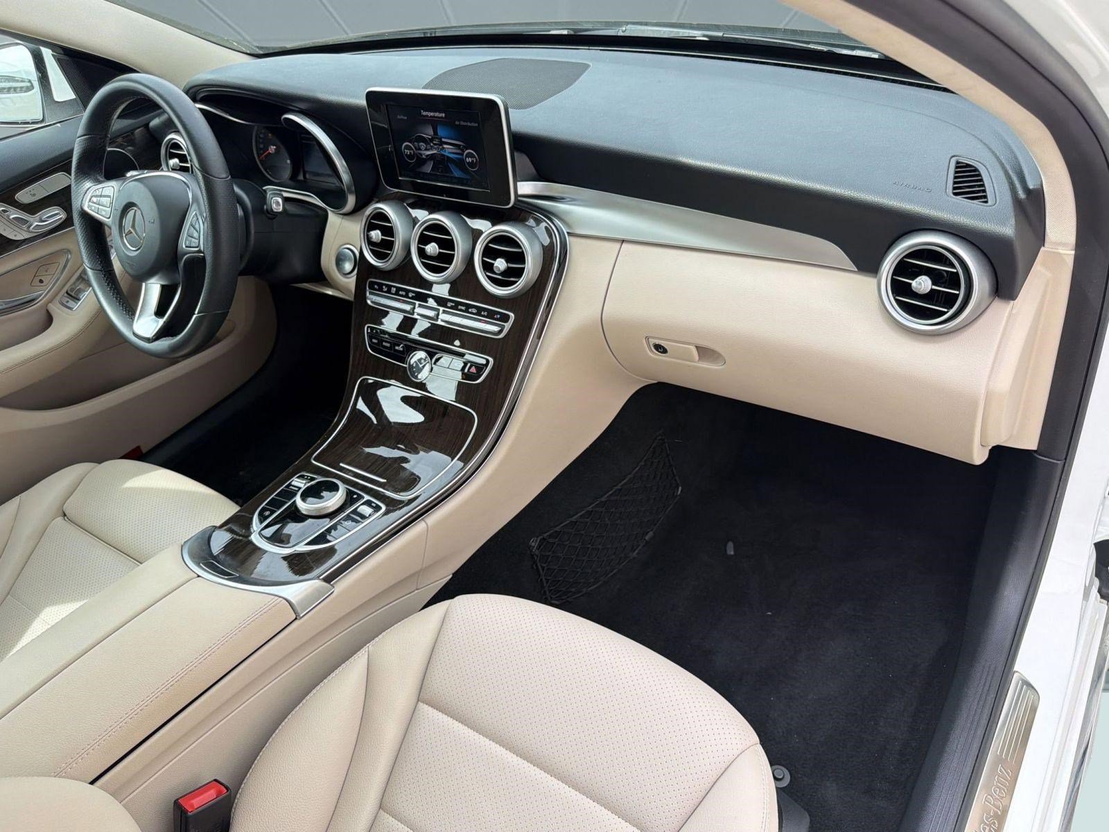 Used 2017 Mercedes-Benz C 300 Sedan image 30