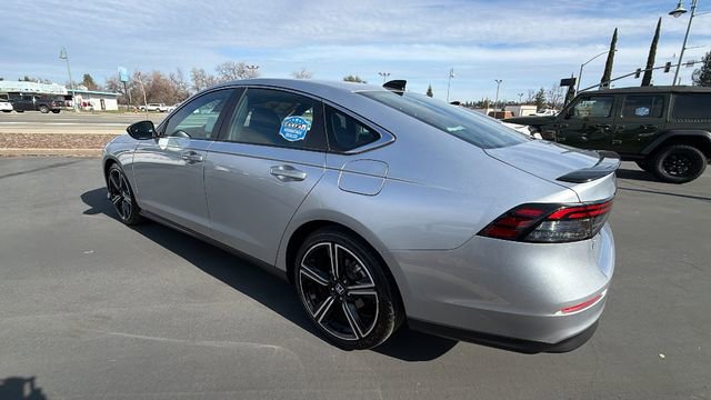 Used 2025 Honda Accord Sport image 6