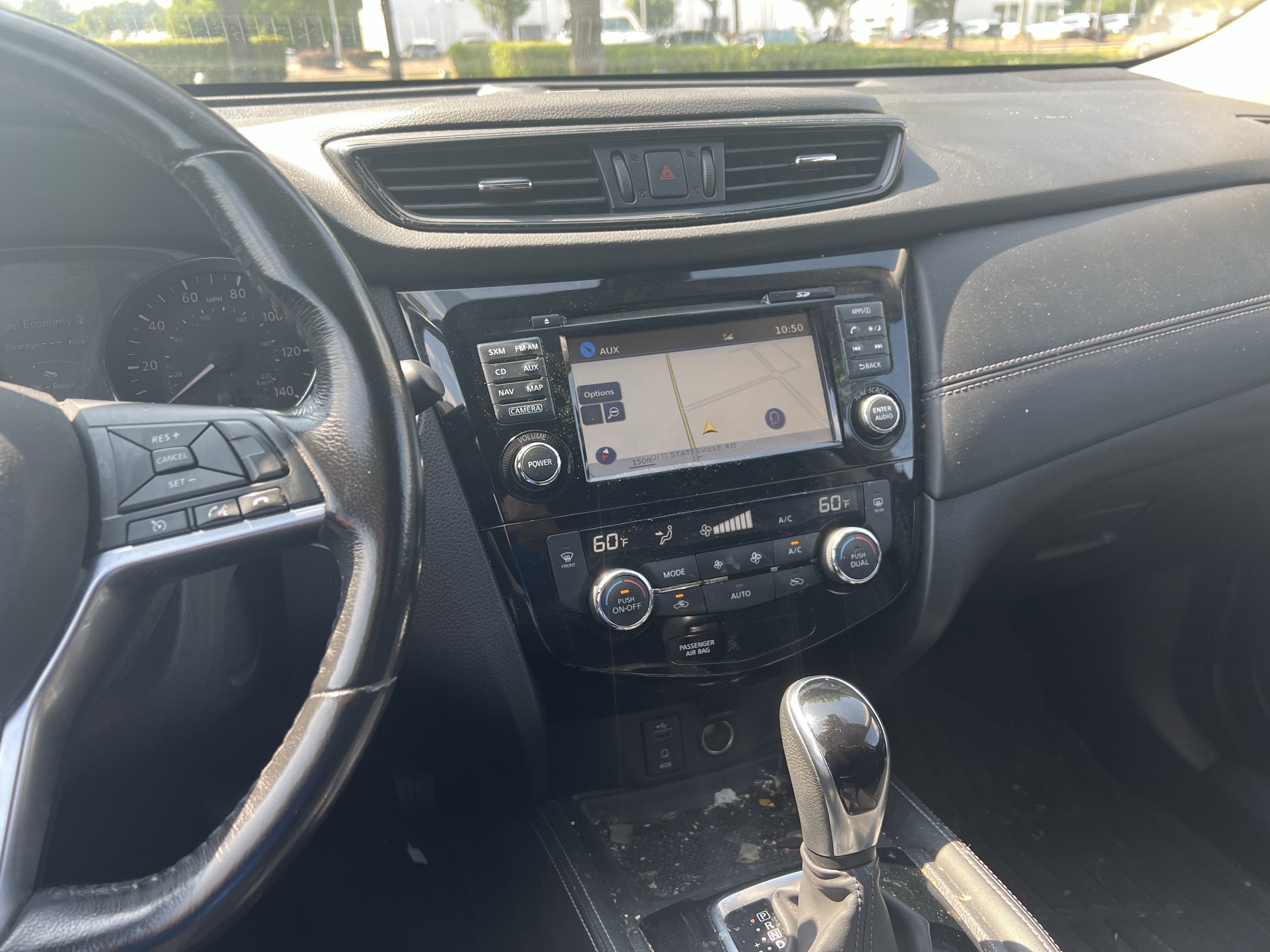 Used 2017 Nissan Rogue SL w/ SL Premium Package FWD image 18