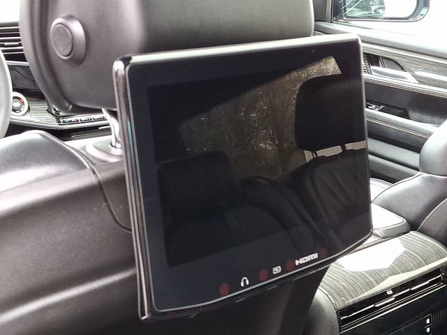 Used 2022 Jeep Wagoneer Series III w/ Premium Group I image 14