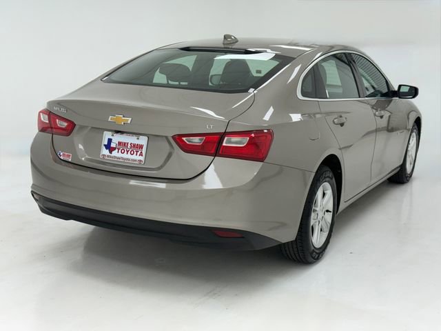 Used 2023 Chevrolet Malibu LT FWD image 40