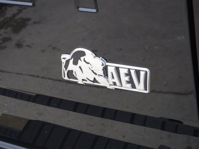 Used 2021 Chevrolet Colorado ZR2 w/ Colorado ZR2 Bison Edition image 16