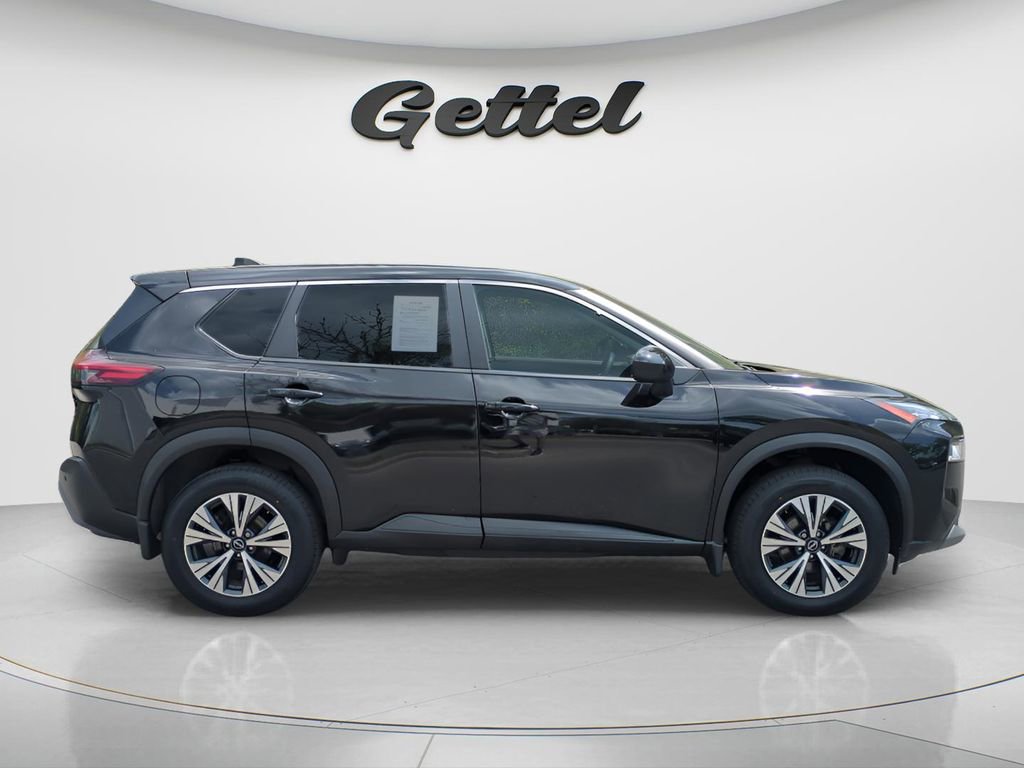 Used 2023 Nissan Rogue SV image 4