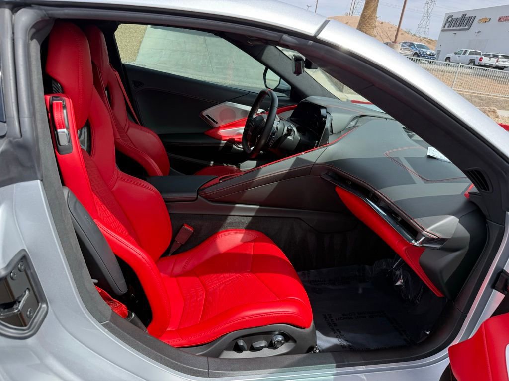 Used 2020 Chevrolet Corvette Stingray Premium Cpe w/ 3LT Preferred Equipment Group image 15