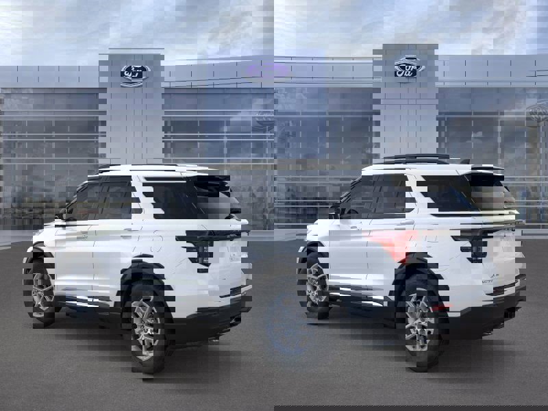 New 2025 Ford Explorer Active image 4