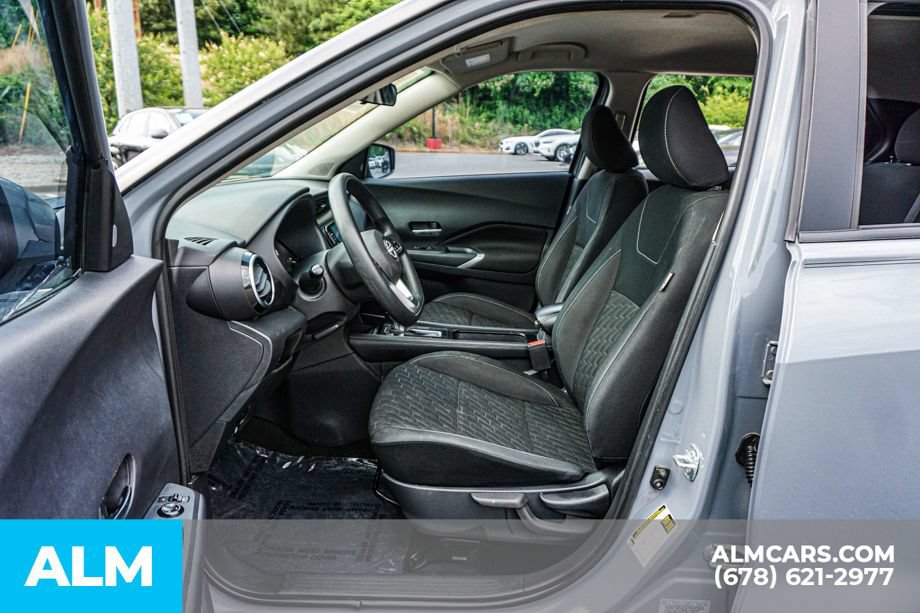 Used 2023 Nissan Kicks SV FWD image 18