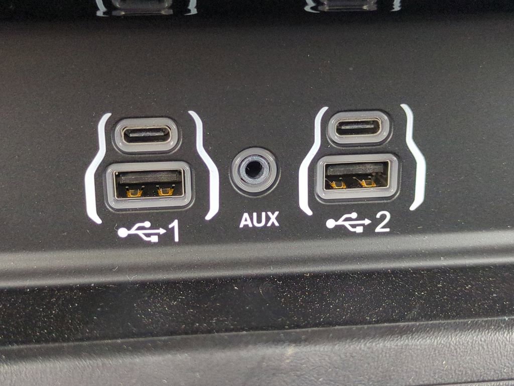 New 2026 RAM 3500 Laramie AWD/4WD image 22