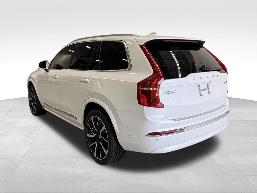 Used 2023 Volvo XC90 B6 Plus w/ Protection Package Premier AWD/4WD image 3