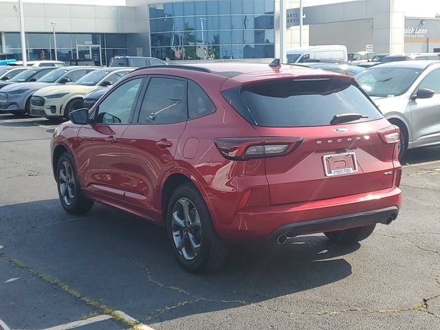Used 2023 Ford Escape ST-Line AWD/4WD image 4