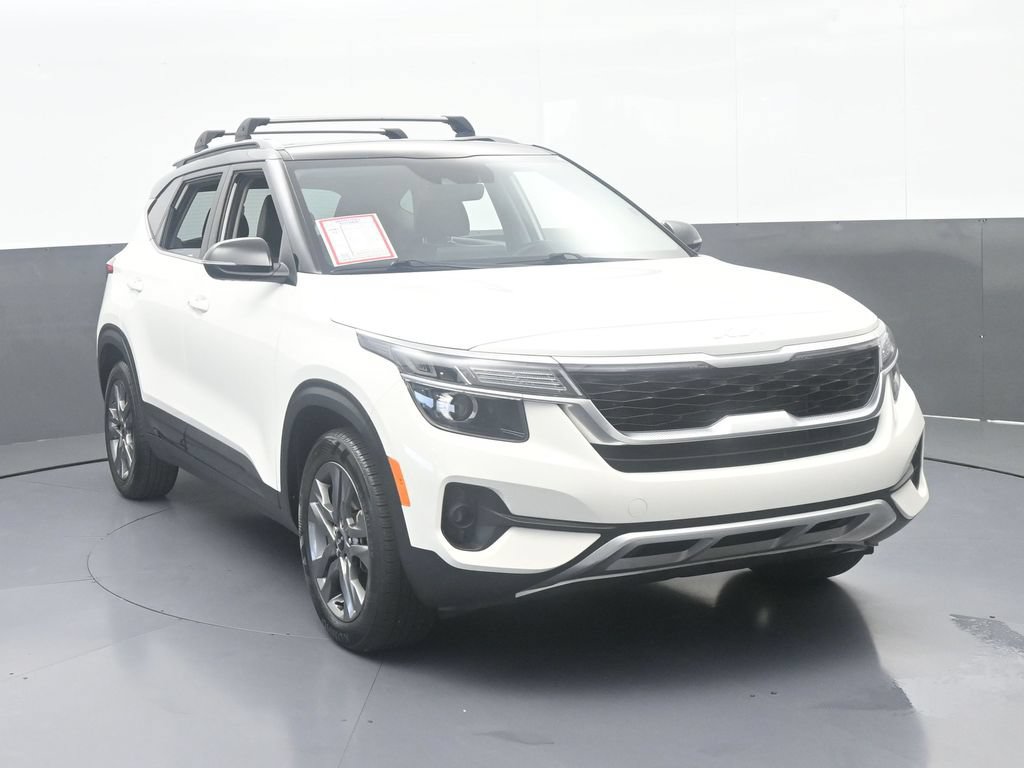 Used 2023 Kia Seltos S FWD image 9