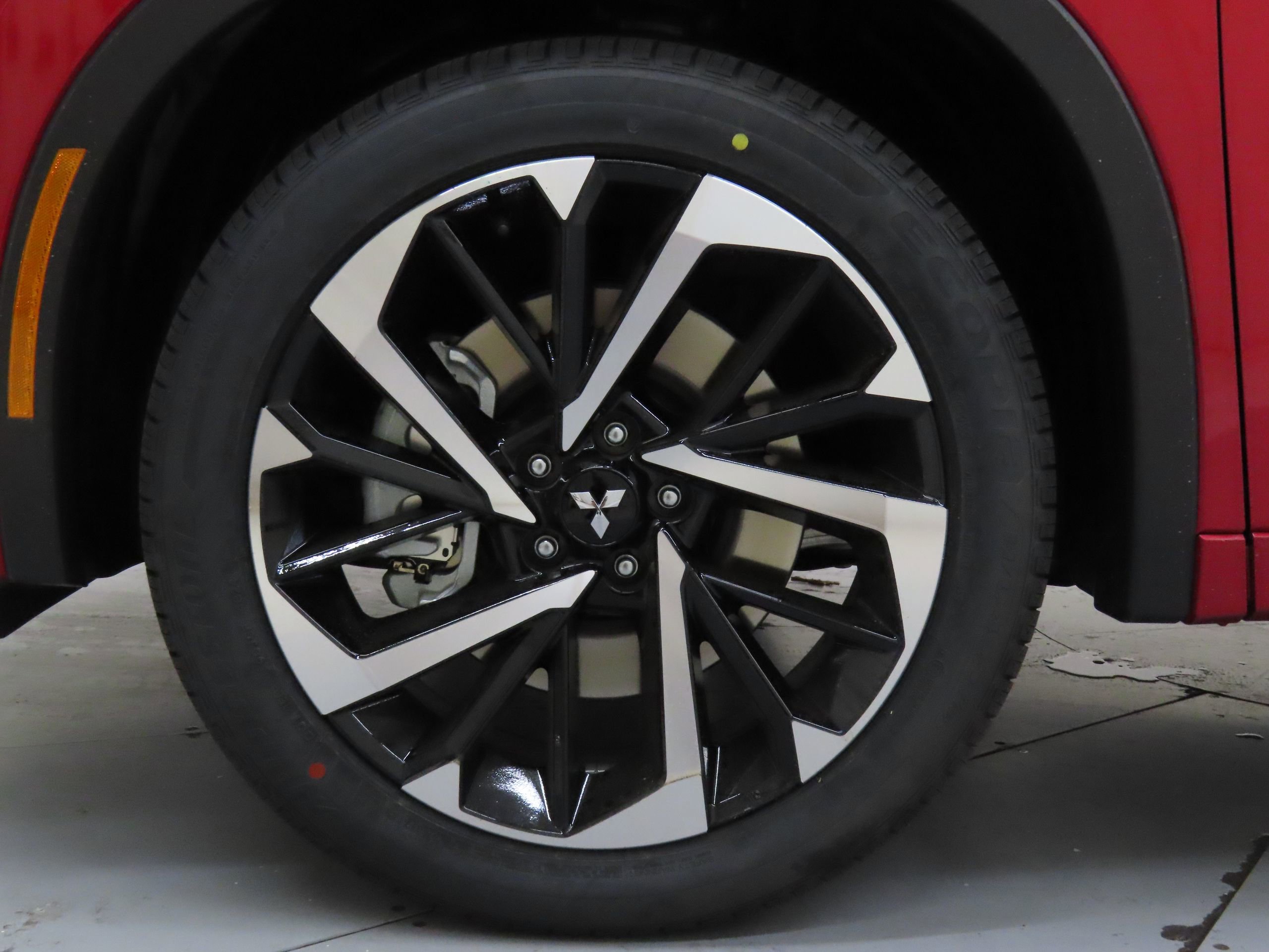 New 2025 Mitsubishi Outlander SEL image 26