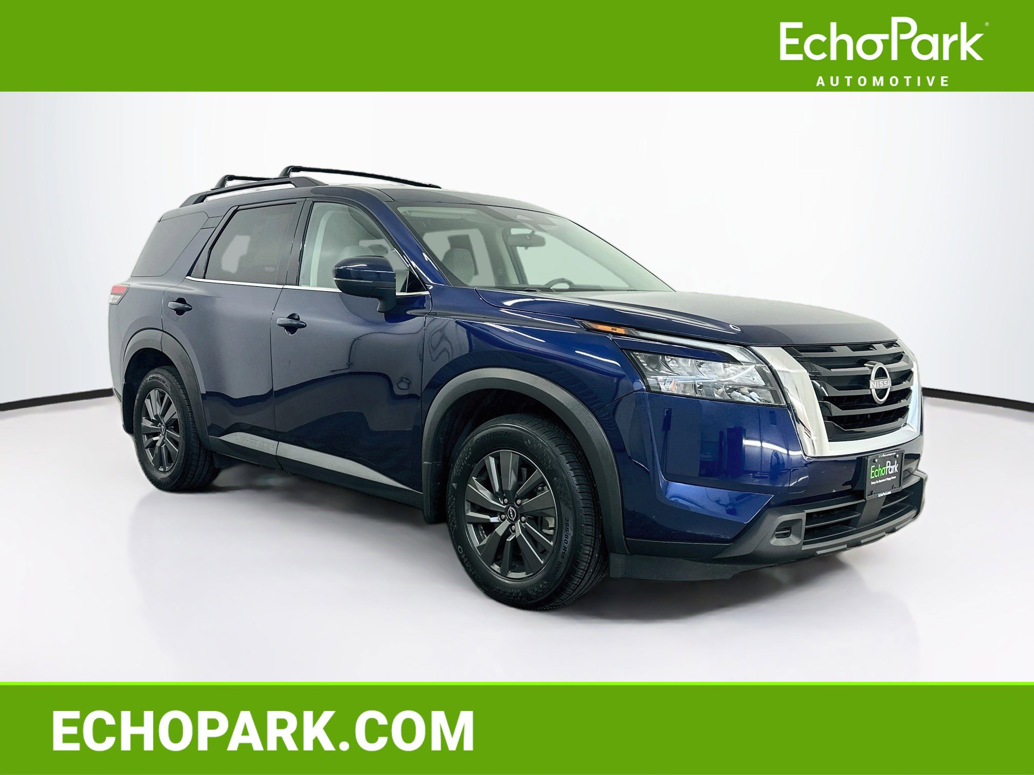 Used 2023 Nissan Pathfinder SV w/ SV Premium Package