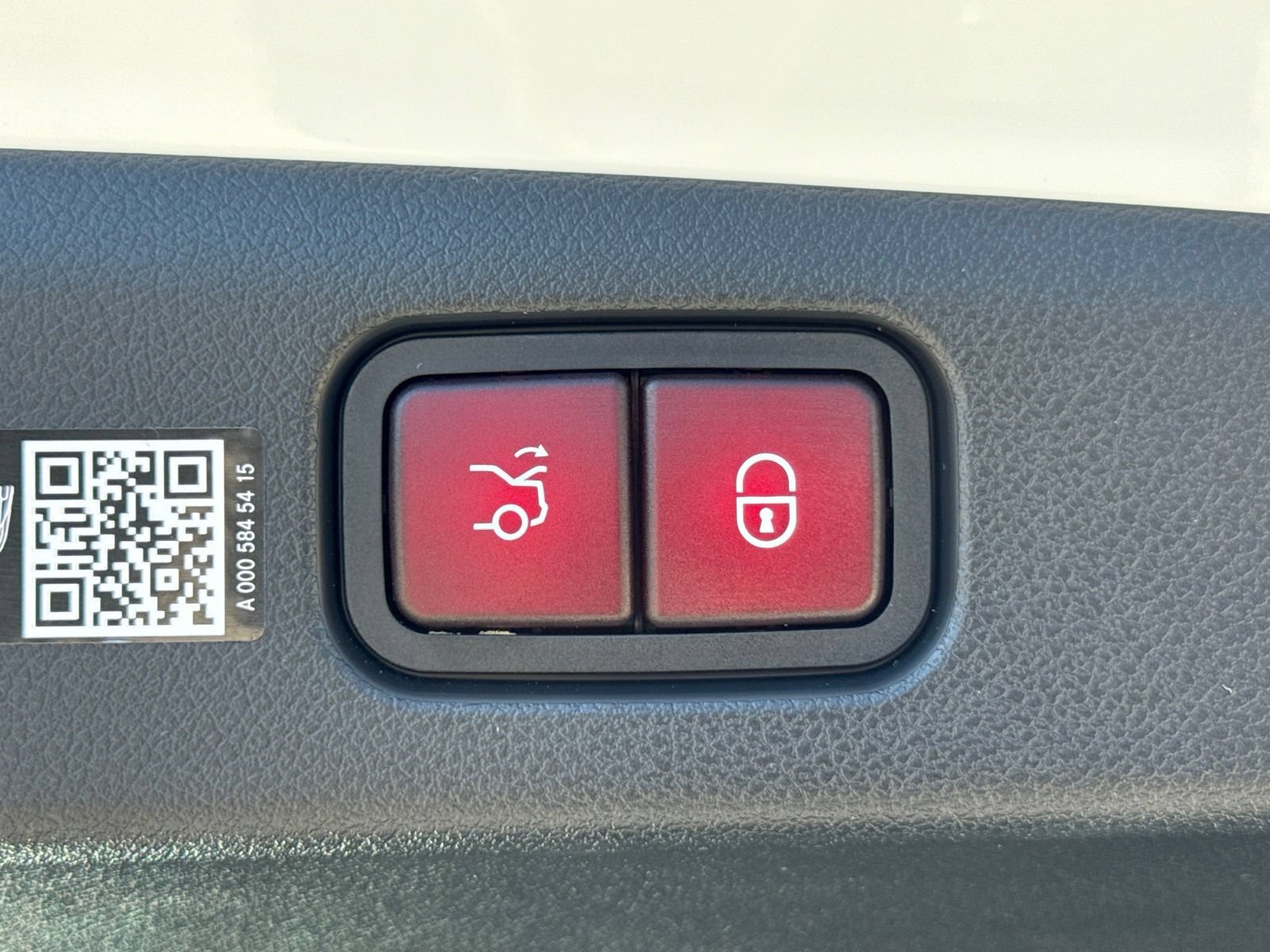 Used 2026 Mercedes-Benz E 350 Sedan image 17