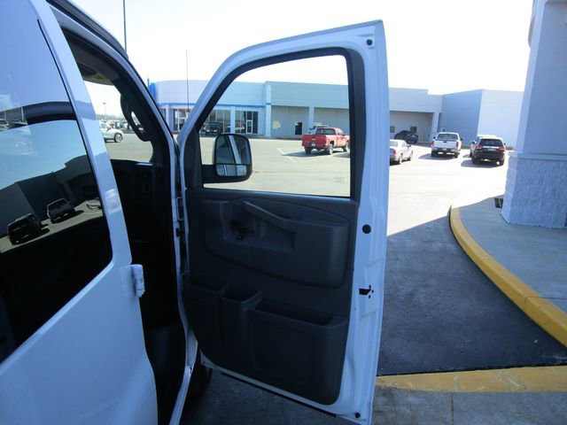Used 2021 Chevrolet Express 2500 LT w/ LT Preferred Equipment Group image 24