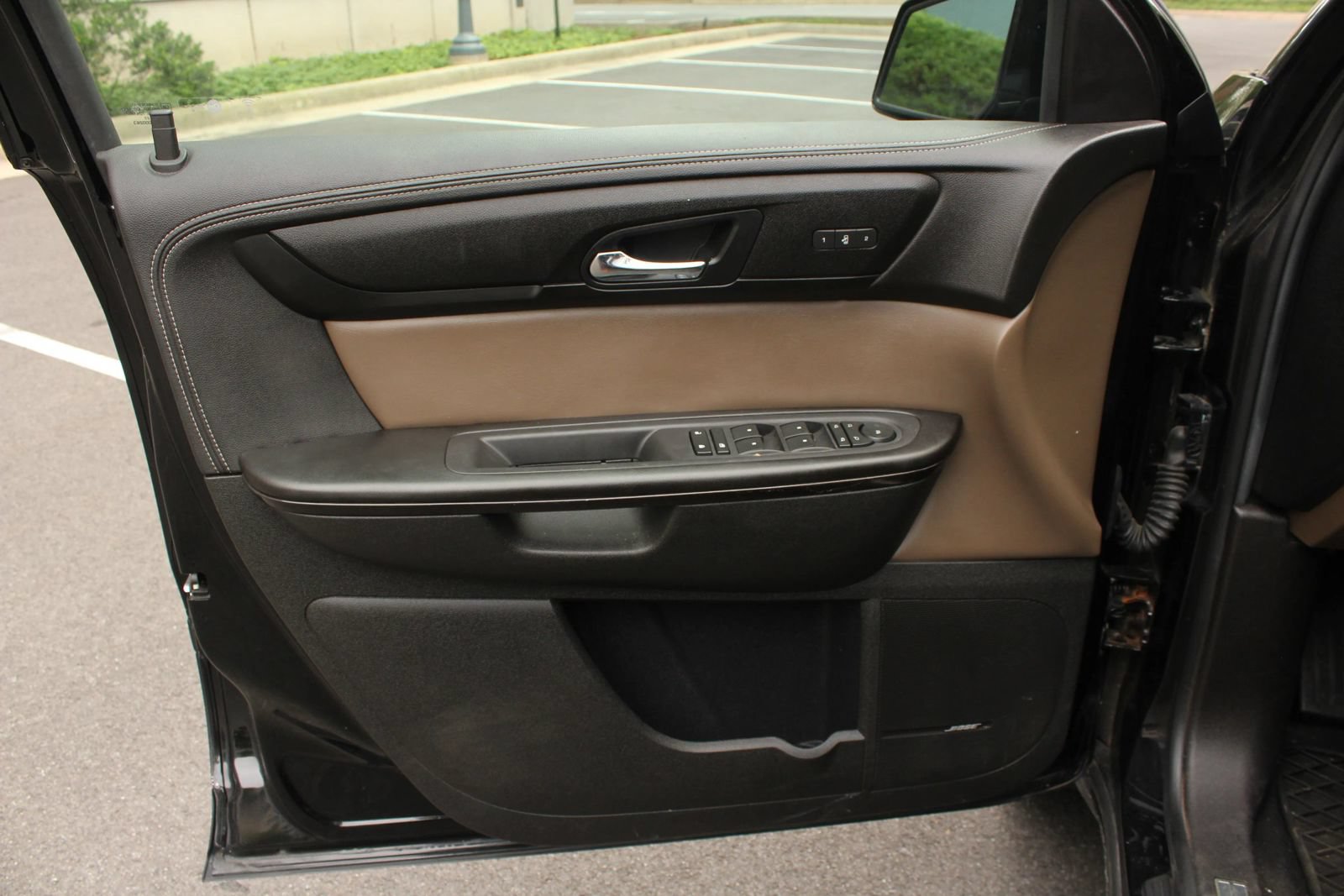 Used 2017 GMC Acadia Limited SLT AWD/4WD image 15